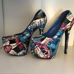 Size 8 Magazine Print Platform Pumps